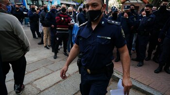 Marcha - Protesta - Reclamo de la policía Bonaerense - Quinta de Olivos