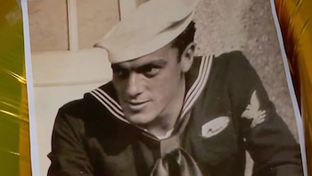 Bernard Parnell falleció en 1943 a los 23 años tras el impacto de su avión en el golfo de México por una falla de motor (Captura de video)