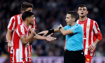 Hernández Maeso explica a los