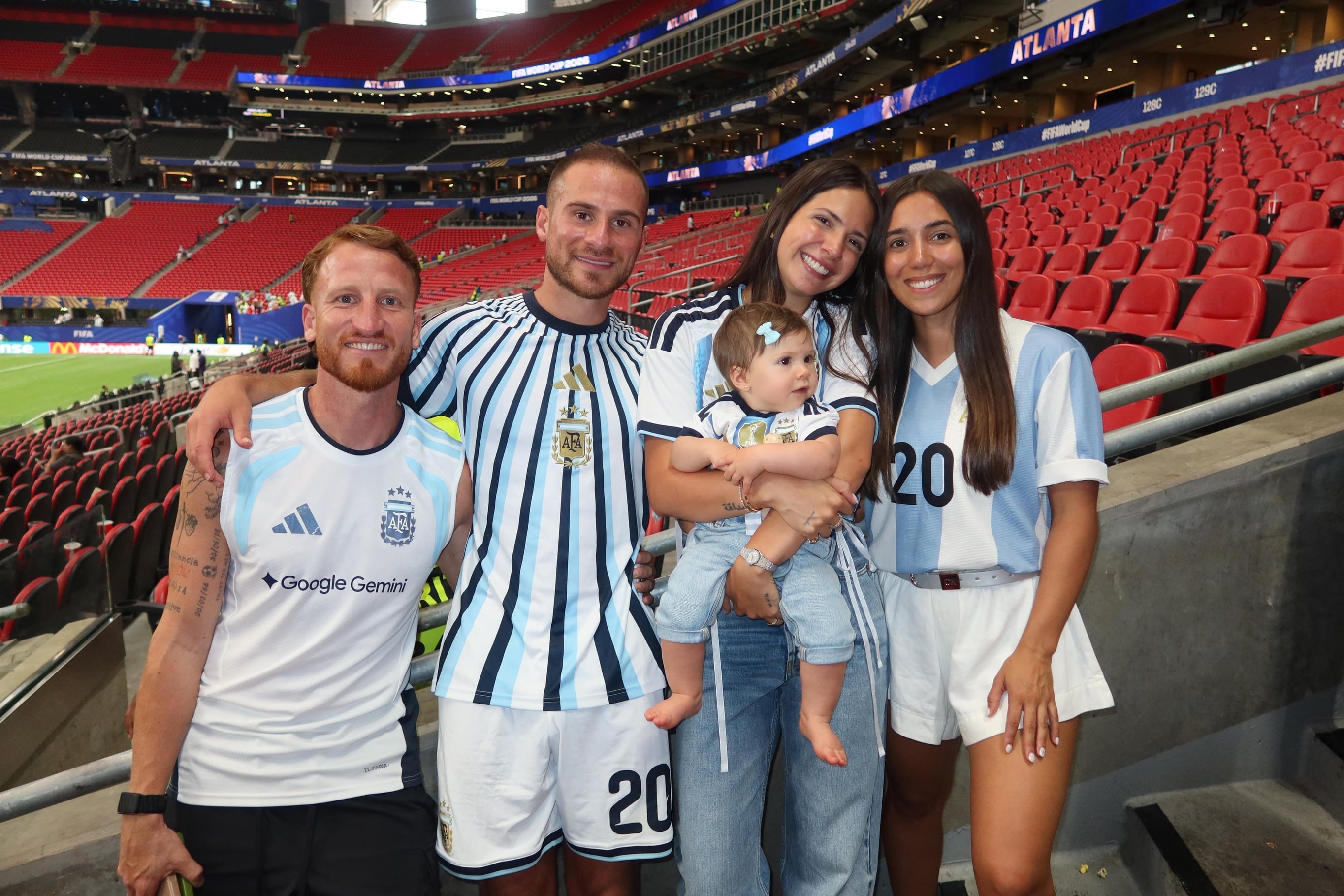 Nicolás Mac Allister acompañó a su primo Alexis en el Mundial 2026 (@macallisternico)