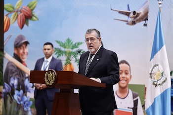 El presidente Arévalo impuso un