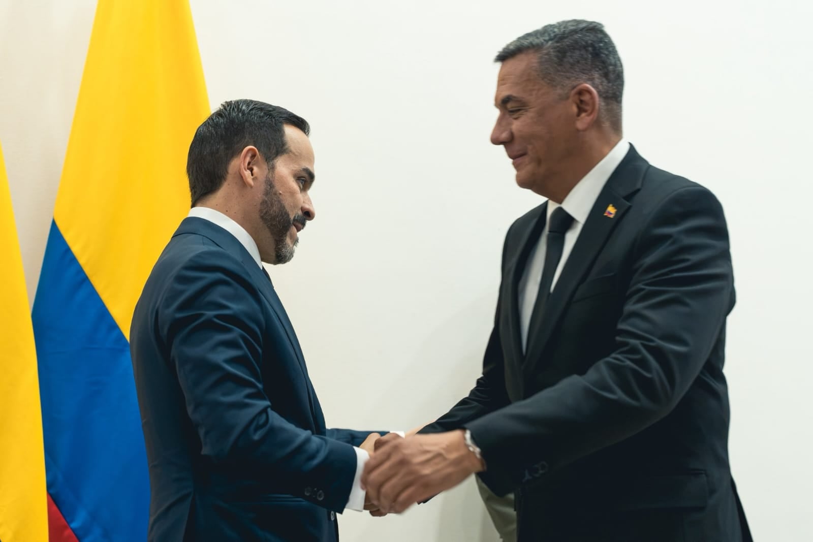 Ministro de Defensa realizó su primer pronunciamiento para enviar un mensaje a los militares y miembros de la fuerza pública
