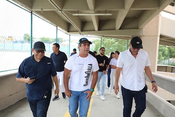Alejandro Char, alcalde de Barranquilla, lidera la aprobación con un destacado 85,3% entre los encuestados según el estudio publicado por El Tiempo -crédito Jefatura de Prensa Alcaldía de Barranquilla