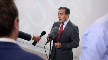 España envía un buque de