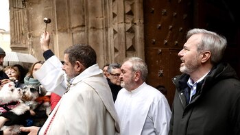 Azcón critica el "fervor incomprensible"