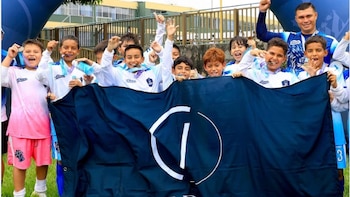 Yamil Bukele, busca preparar a