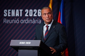 09/06/2026 Fútbol.- Rafael Yuste cree que las palabras de Gil Marín "traspasan una línea roja" y que están "fuera de tono".
El vicepresidente del FC Barcelona Rafael Yuste lamentó las palabras "fuera de tono" y que "traspasan una línea roja" del consejero delegado del Atlético de Madrid, Miguel Ángel Gil Marín, y dejó claro que la entidad culer es "un ejemplo de trabajo de profesionalidad y de hacer las cosas bien hechas durante muchísimos años".
DEPORTES
FCB