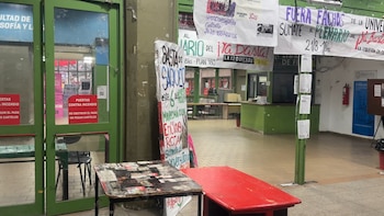 Se reabre el conflicto universitario: los gremios docentes realizan un paro y reclaman por el financiamiento
