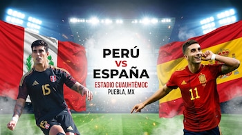 Portada deportiva con Alfonso Barco de Perú y Ferran Torres de España, banderas nacionales, texto "PERÚ VS ESPAÑA ESTADIO CUAUHTÉMOC PUEBLA, MX" y un estadio de fondo.