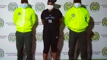 Detienen a estafadora que ofrecía