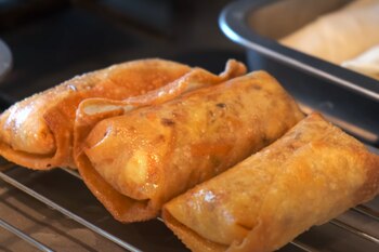 Rollitos de primavera estilo chino,