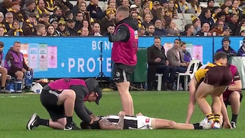 El jugador fue retirado en