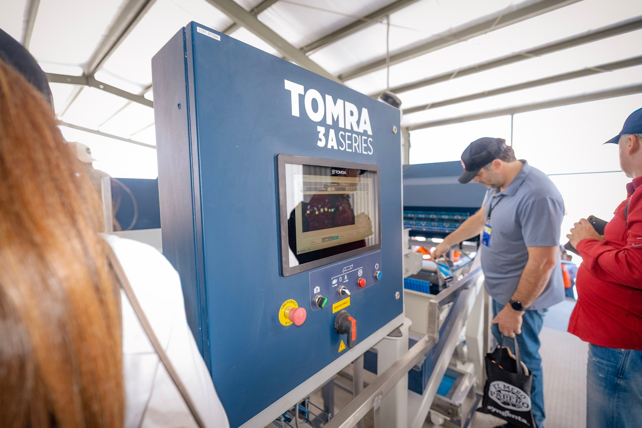 PepsiCo LATAM presentó soluciones tecnológicas para optimizar el manejo de cultivos y el uso eficiente de recursos. Productores latinoamericanos compartieron experiencias sobre agricultura regenerativa durante AgroUniversity LATAM 2026. Participantes del evento exploraron nuevas herramientas para impulsar la sostenibilidad agrícola en la región. La capacitación y la transferencia de conocimiento fortalecen la resiliencia de comunidades rurales latinoamericanas. (Cortesía PepsiCo)