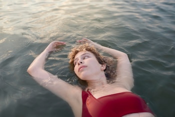 El agua atrapada en el