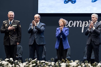 12/03/2026 El comisario principal José Luis Santafé Arnedo (i), junto el ministro del Interior, Fernando Grande-Marlaska (d), el director general de la Policía, Francisco Pardo (2i), la secretaria de Estado de Seguridad, Ana María Calvo (2d), durante su toma de posesión como director adjunto operativo (DAO) de la Policía Nacional, en el Complejo Policial de Canillas, a 12 de marzo de 2026, en Madrid (España). El nuevo DAO es diplomado en Magisterio por la Universidad Complutense de Madrid y ha recibido numerosas condecoraciones y reconocimientos por su trayectoria profesional. Ingresó como alumno de la escala ejecutiva de la Policía Nacional en 1990, en 2005 ascendió a inspector jefe y en 2012 a comisario y, desde julio de 2022, era jefe superior de Policía en las Islas Baleares. También ha ocupado diferentes puestos en el ámbito de la seguridad ciudadana, policía judicial y extranjería en las jefaturas superiores de Madrid, Canarias y Baleares.
POLITICA
Diego Radamés - Europa Press
