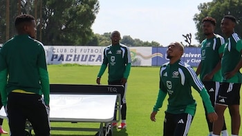 Con futbolito y firma del Álbum del Mundial: así está entrenando Sudáfrica para enfrentar a México