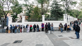 Migraciones asegura que los ministerios "se van a implicar" para que extranjeros consigan el certificado de antecedentes