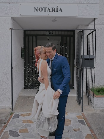 La pareja optó por un evento privado, rodeados solo de sus familiares y amigos más cercanos - crédito @_kikanieto/ Instagram