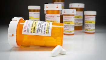 Los pagos y regalos de las farmacéuticas influyen en las prácticas de prescripción de los médicos, concluye una revisión