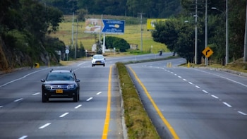 Banco de la República lanzó alerta por los cierres en la Vía Panamericana, una de las carreteras más importantes de Colombia