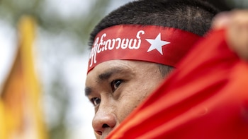 Birmania cumple cinco años del