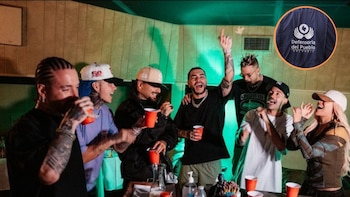 Por la canción ‘+57′, la