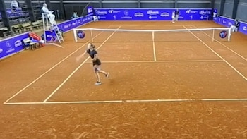 La escandalosa denuncia de la argentina Martina Capurro: su rival revoleó una raqueta a la tribuna, golpeó a una persona y no fue descalificada