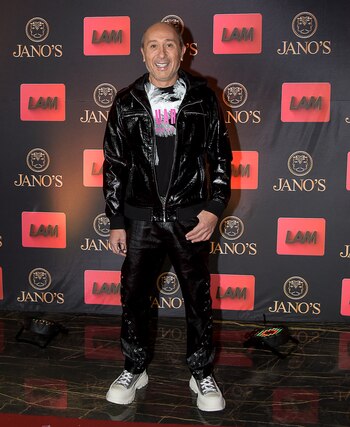 Fiesta 2000 programas de LAM - Alfombra roja