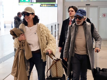 Imanol Arias y su mujer Nélida Grajales. (Europa Press)