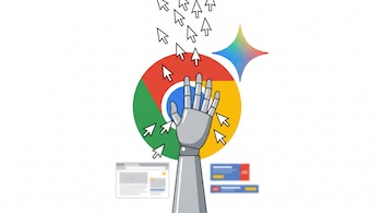 Ilustración conceptual de una mano robótica gris emergiendo del logo de Chrome y Gemini, bloqueando punteros de ratón negros que caen, con ventanas de navegador borrosas abajo.
