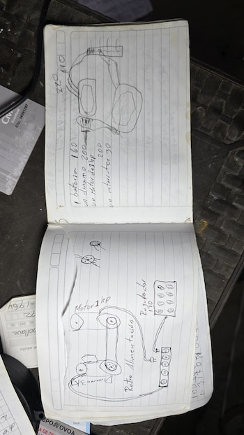 Planos y esquemas técnicos incautados