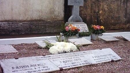 En San Patricio, hay placas que recuerdan a los Mártires Palotinos, tal como los reconoce una calle cercana a la parroquia. Telam