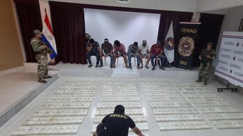 Seis detenidos y casi media