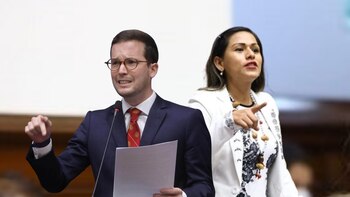 Congresista Aljeandro Cavero y exministra