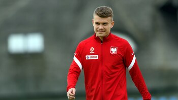 El Granada incorpora al central