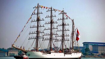 BAP Unión retornó al Perú