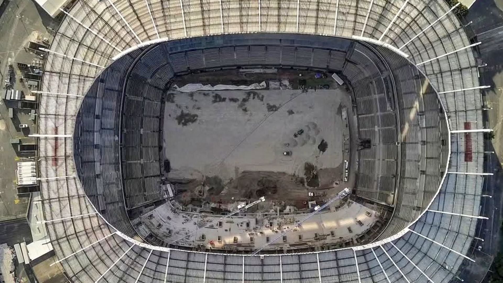 El estadio Azteca, donde se jugará el partido inaugural, está siendo remodelado (X/ @MXESTADIOS)