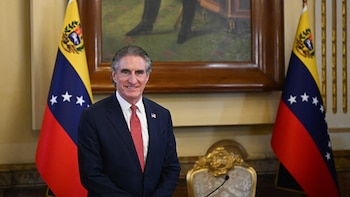 El secretario del Interior de