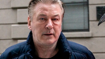 Alec Baldwin revela las secuelas físicas que le dejó la tragedia del caso ‘Rust’: “Me desmayé tres veces”