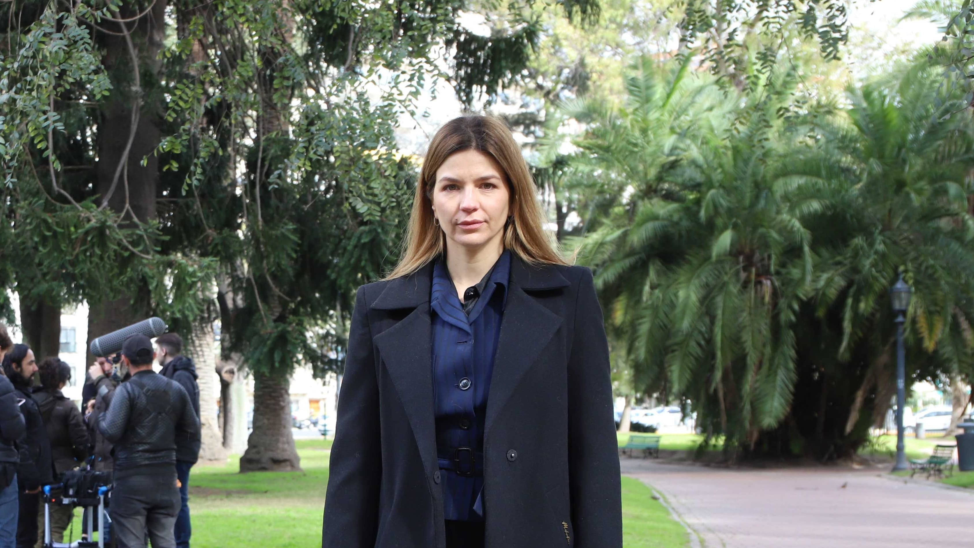 Marcela Kloosterboer interpreta a Miranda, una mujer marcada por un pasado borrado de su memoria, un secreto familiar y una verdad que puede cambiarlo todo (Gentileza: América Prensa)