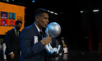 Oswaldo Sánchez entró al salón