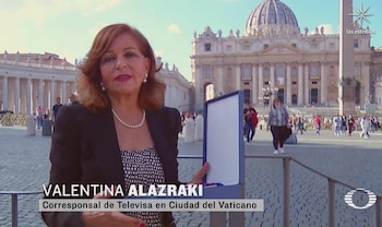 La periodista Valentina Alazraki en una cubertura en la santa sede.
Crédito: Televisa