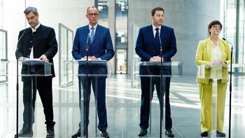 Conservadores y socialdemócratas acuerdan iniciar