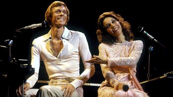 Una madre excesivamente controladora; un