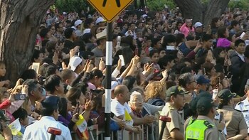 Miles de fieles acudieron a