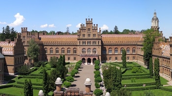 La Universidad Nacional Yuriy Fedkovych de Chernivtsi es uno de los principales conjuntos arquitectónicos del norte de Rumania. (Wikimedia Commons)