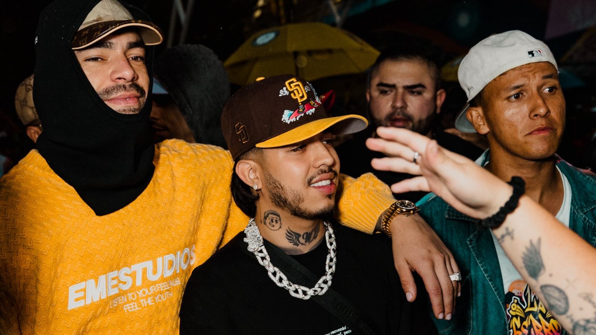 El cantante y el streamer sorprendieron a cientos de niños y jóvenes en Pereira con emotivo gesto y sorpresa - crédito @iAlejandroCh/ X