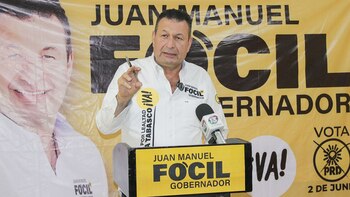 El perredista cuenta con una