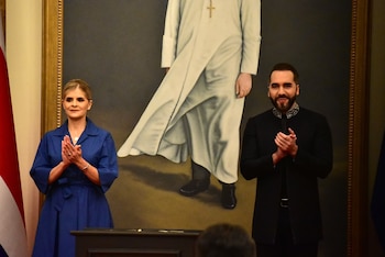 Nayib Bukele planteó que el combate a las bandas criminales requiere reformas legales, inteligencia financiera y operativos policiales coordinados. (Infobae Centroamérica/Emerson Del Cid)