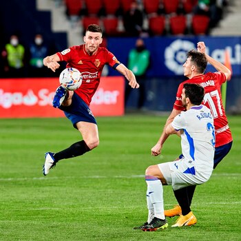 El centrocampista de Osasuna Oier